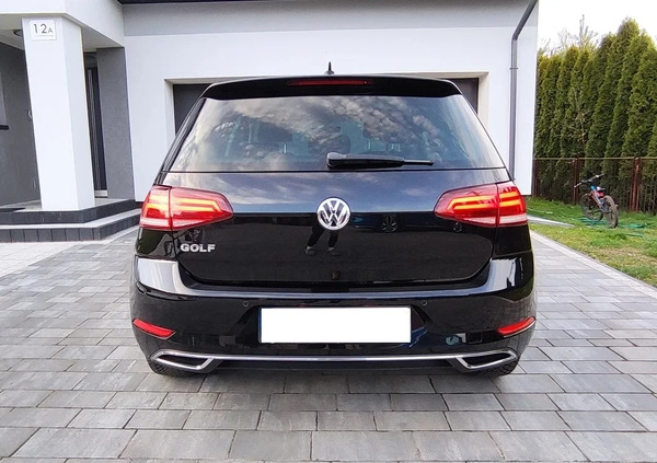 Volkswagen Golf cena 77900 przebieg: 67960, rok produkcji 2019 z Suchedniów małe 436